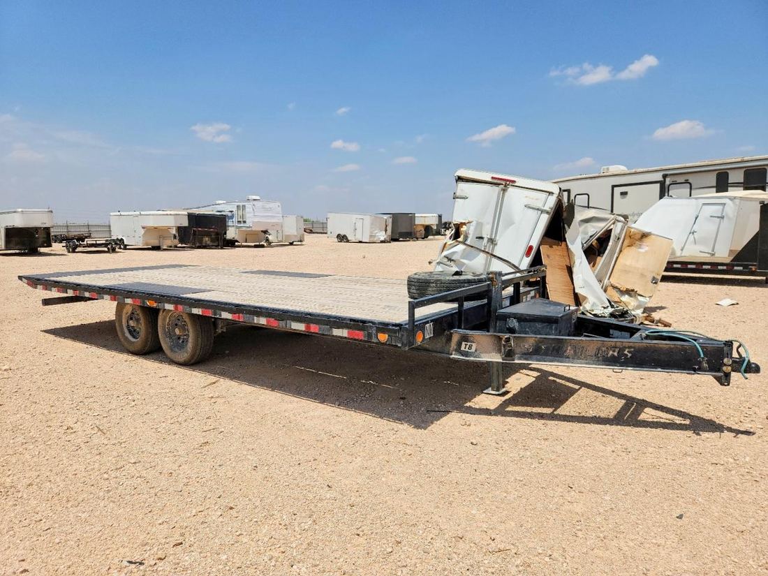 2024 PJ TRAILERS UTILITY TRAILER
