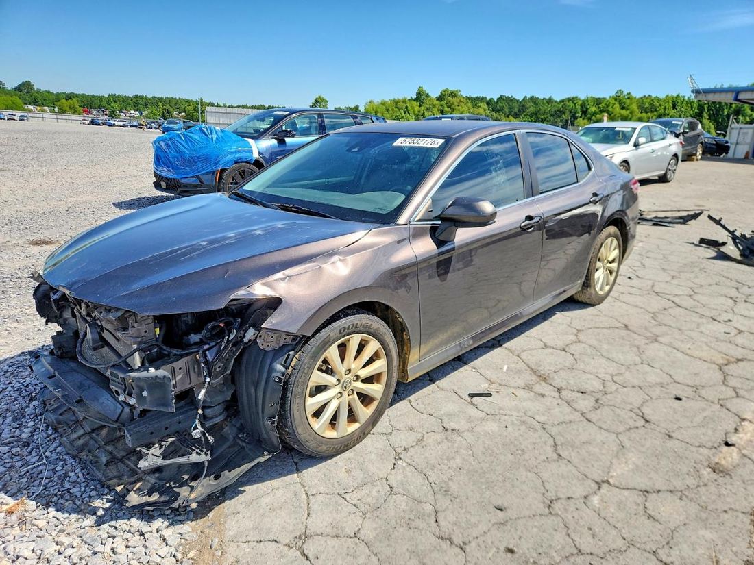 2019 TOYOTA CAMRY