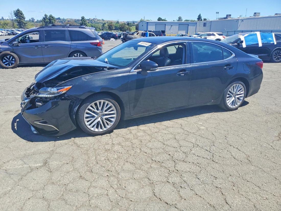 2017 LEXUS ES