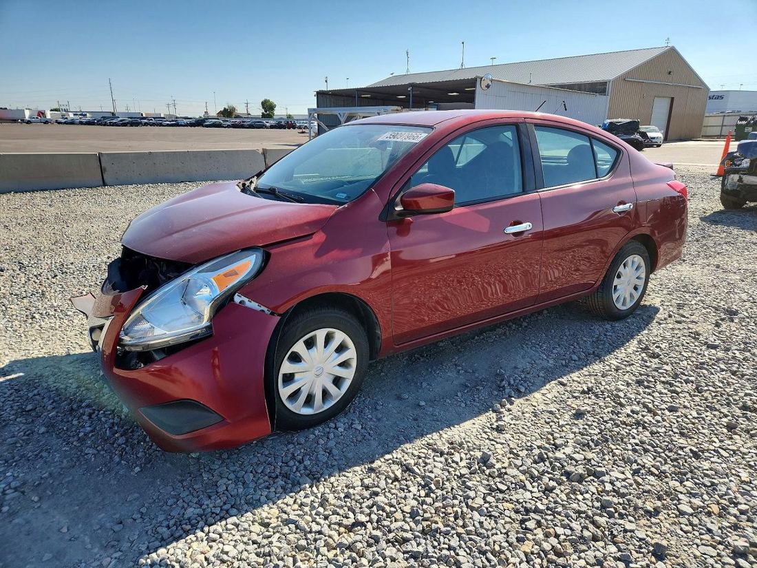 2019 NISSAN VERSA