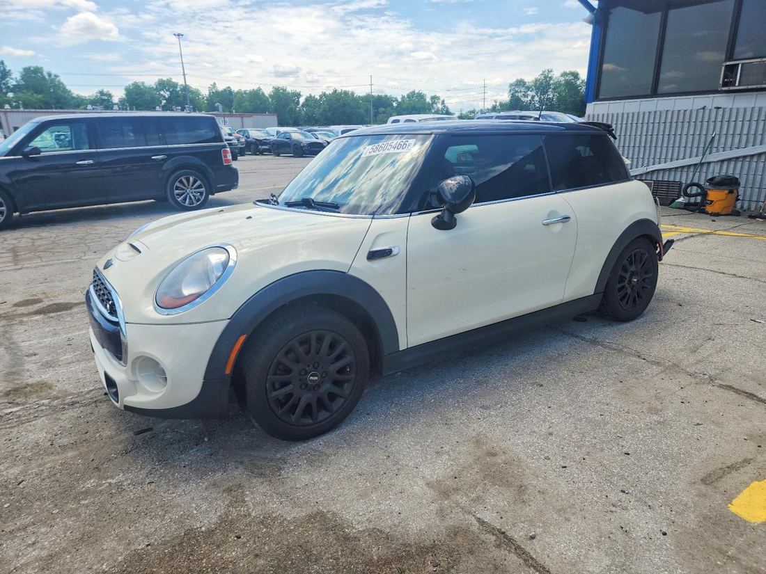 2015 MINI COOPER