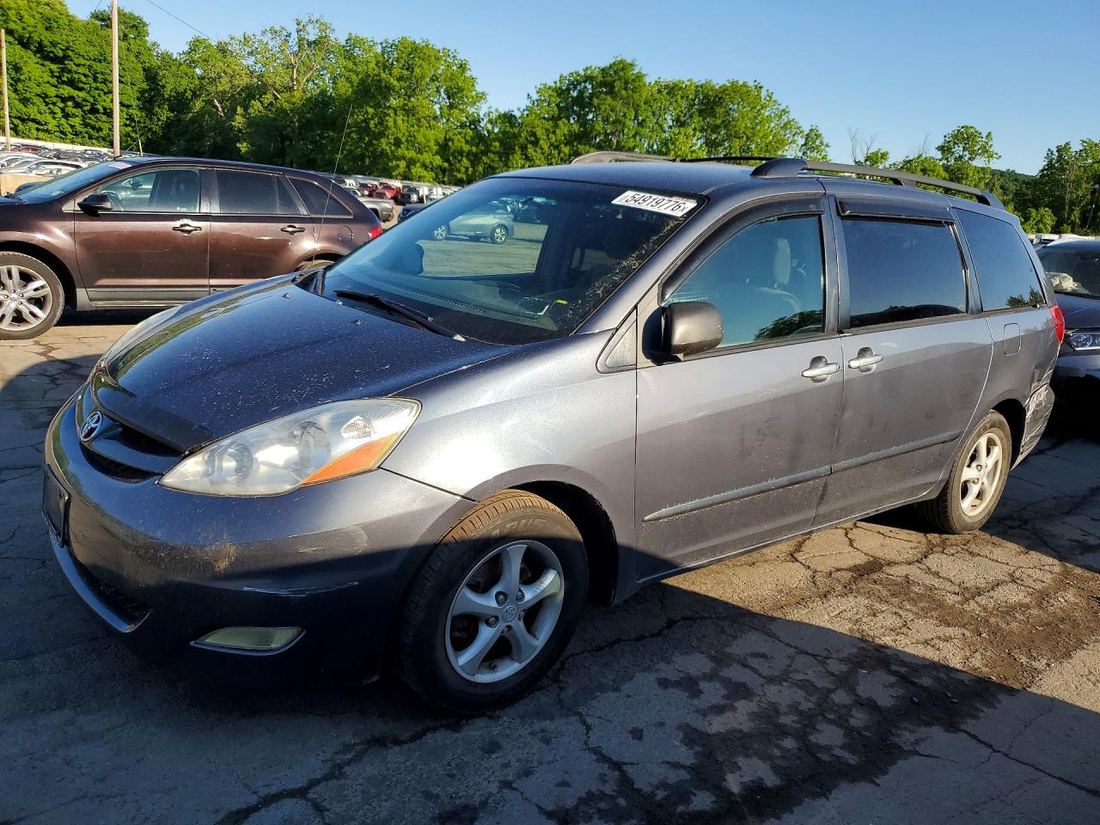2008 TOYOTA SIENNA
