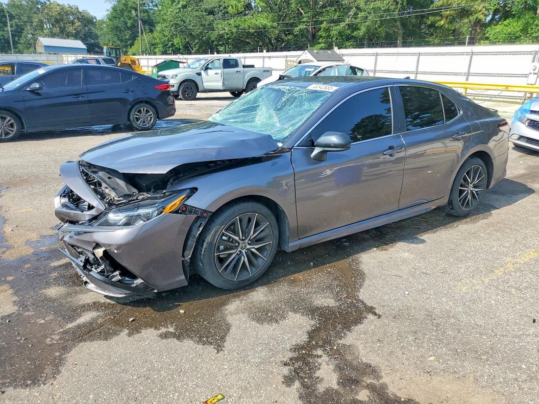 2024 TOYOTA CAMRY