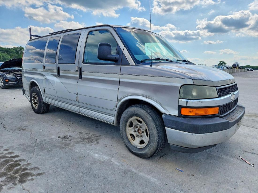 2004 CHEVROLET EXPRESS