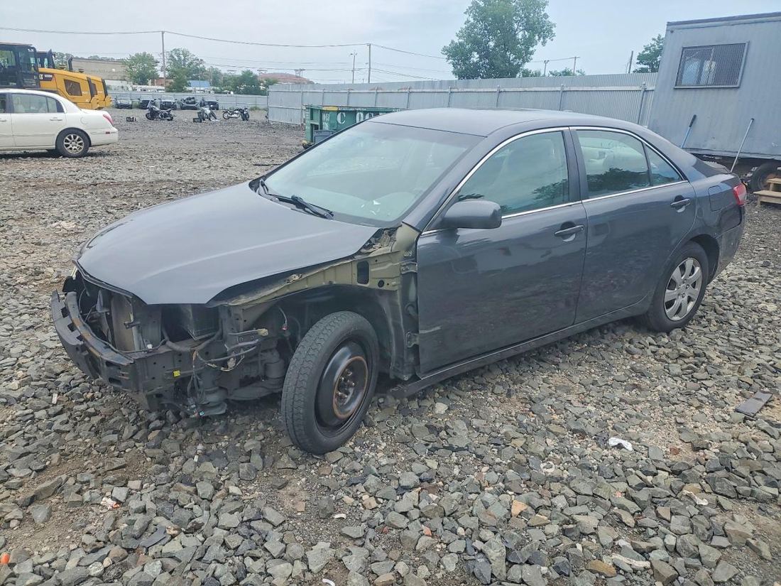 2010 TOYOTA CAMRY