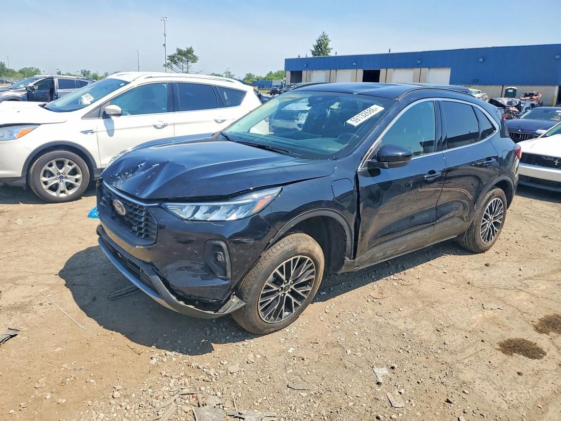 2025 FORD ESCAPE