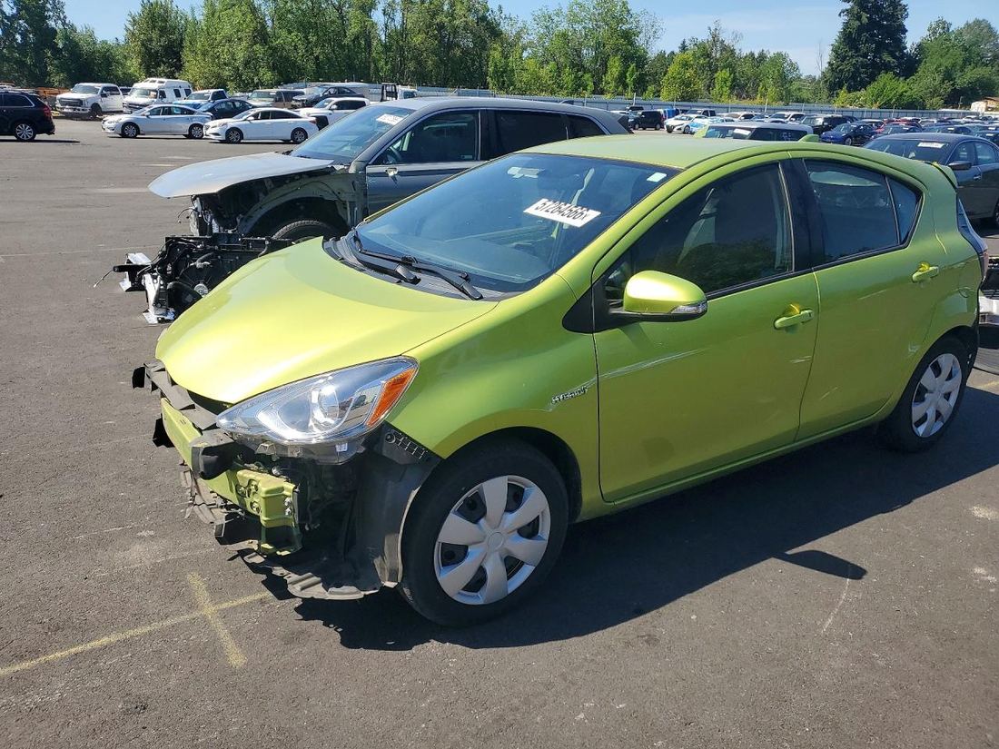 2016 TOYOTA PRIUS C