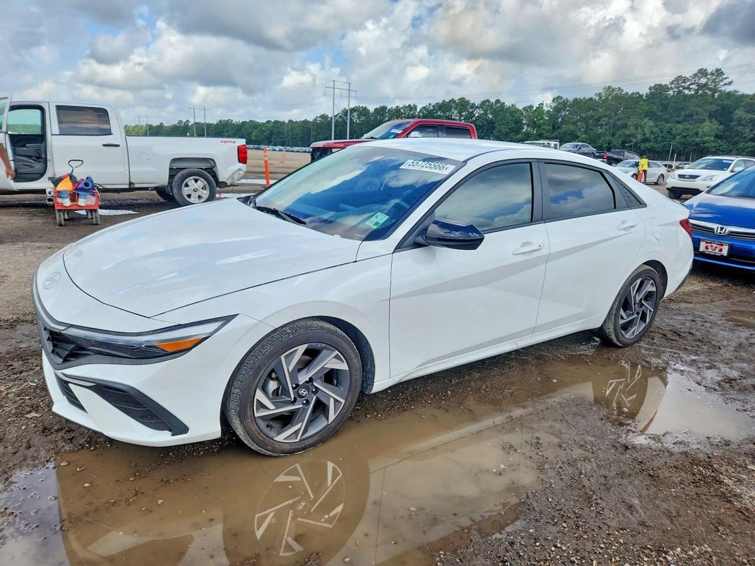 2025 HYUNDAI ELANTRA