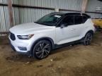 2019 VOLVO XC40