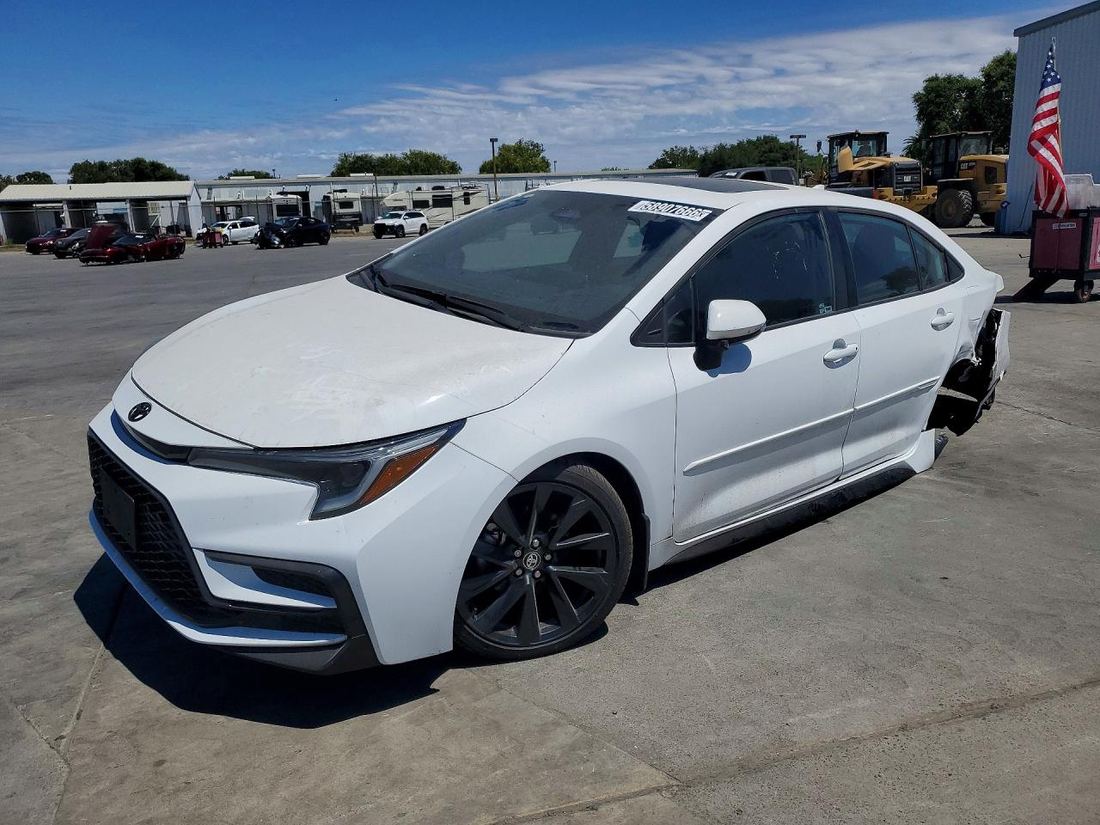 2024 TOYOTA COROLLA