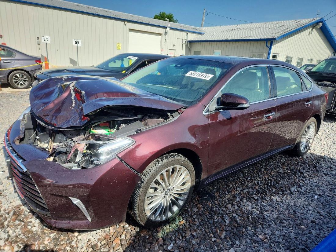 2016 TOYOTA AVALON