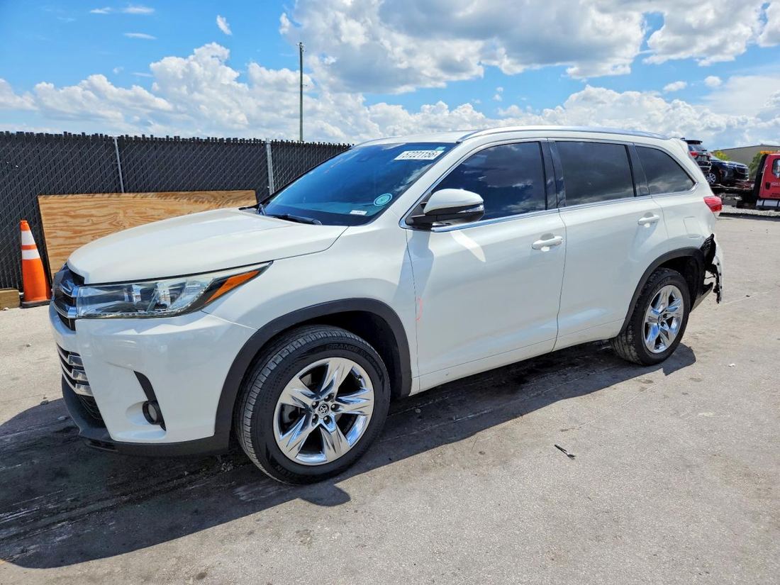 2018 TOYOTA HIGHLANDER