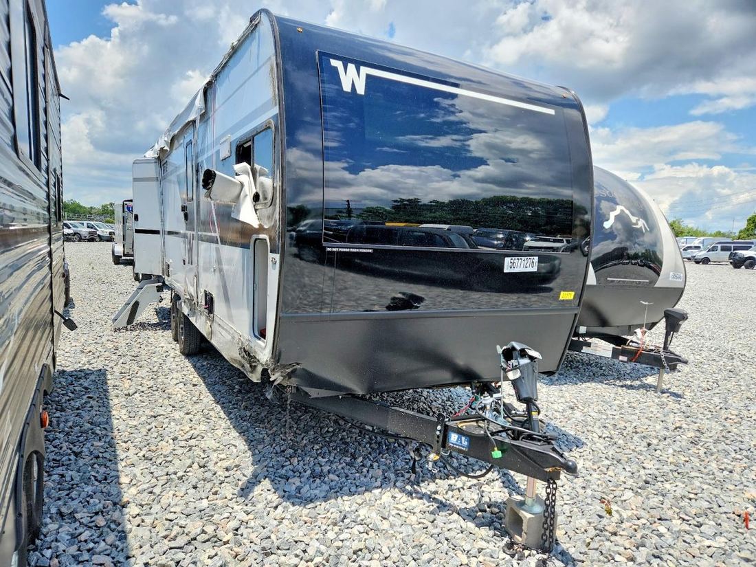 2026 WINNEBAGO THRIVE 26FKD