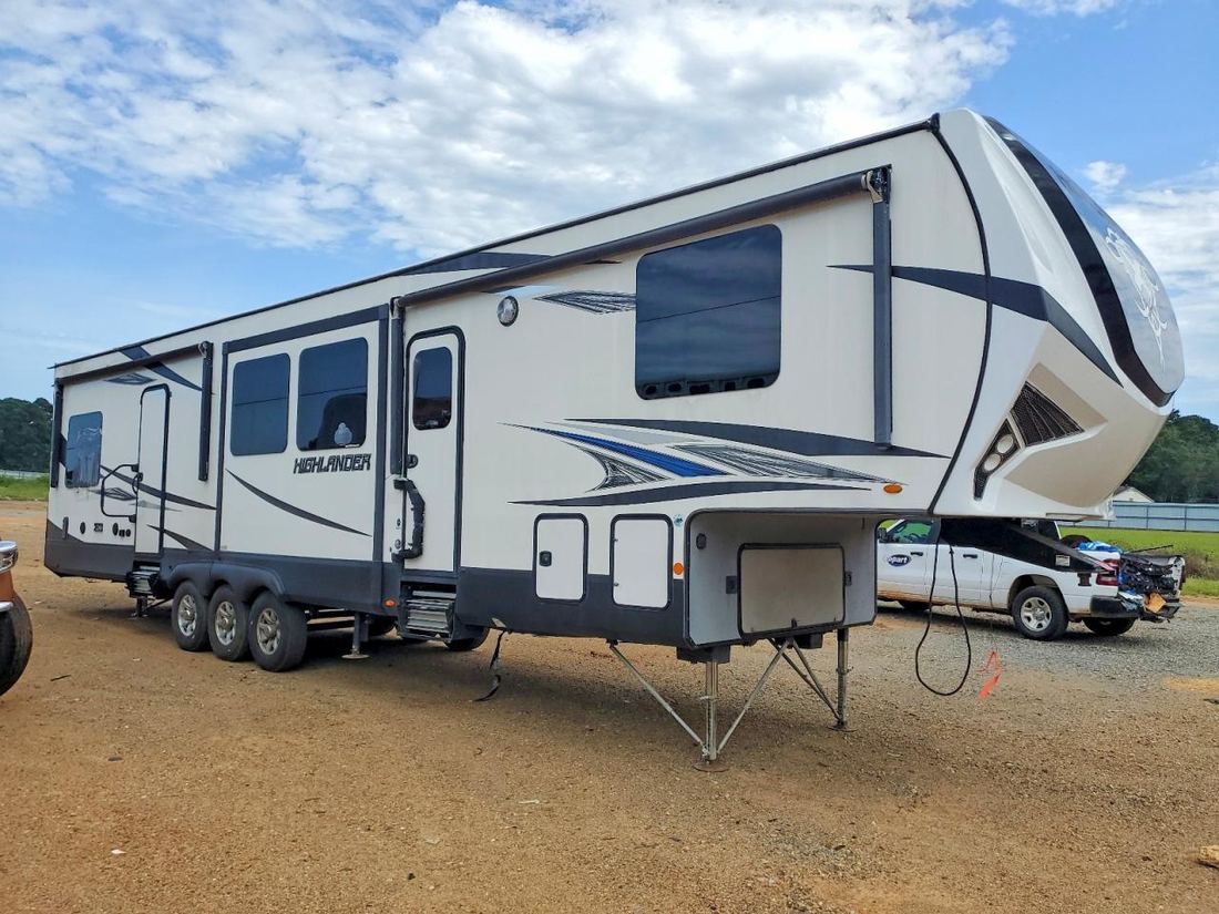 2019 HIGHLAND RIDGE HIGHLANDER SERIES