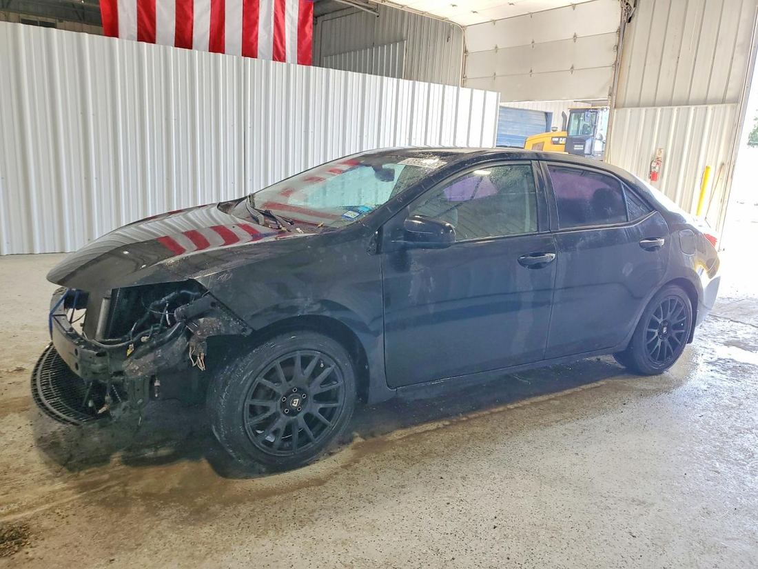 2015 TOYOTA COROLLA