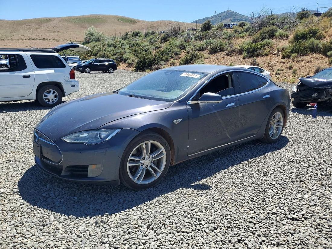 2015 TESLA MODEL S