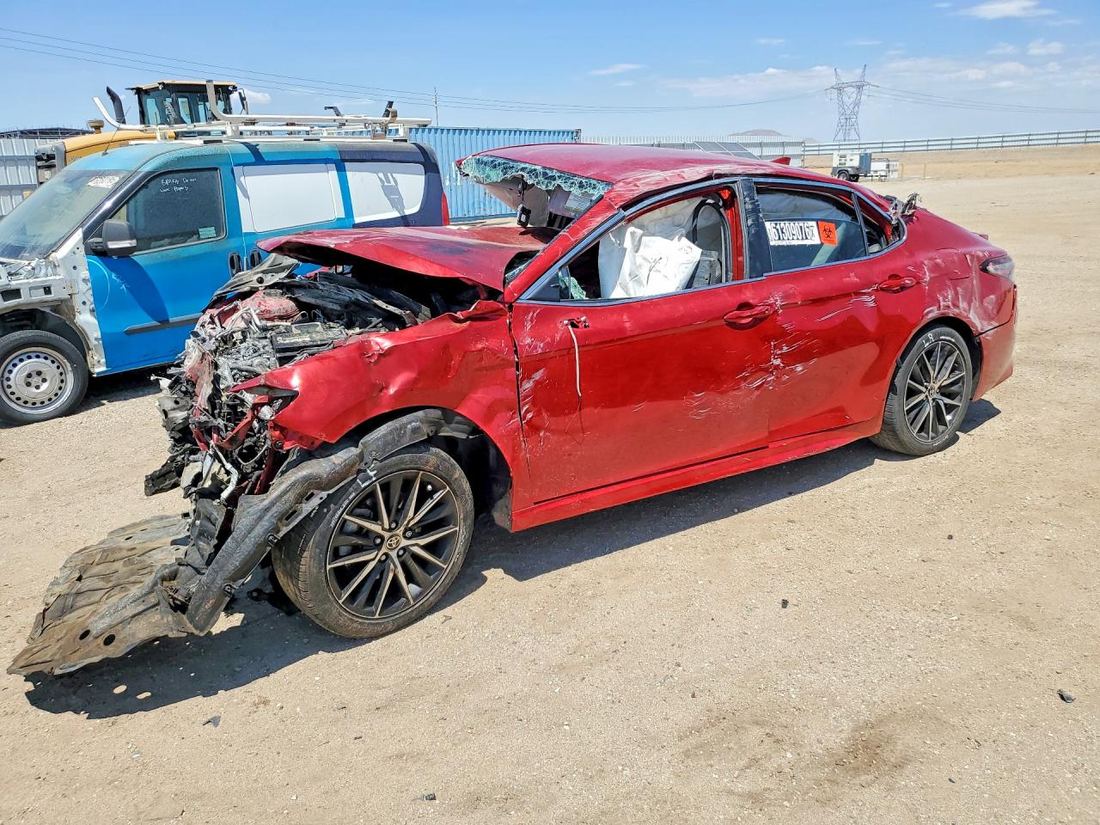2022 TOYOTA CAMRY