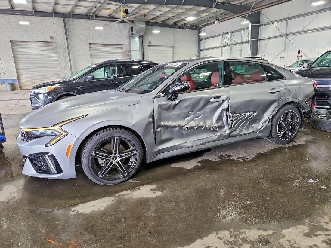 2025 KIA K5