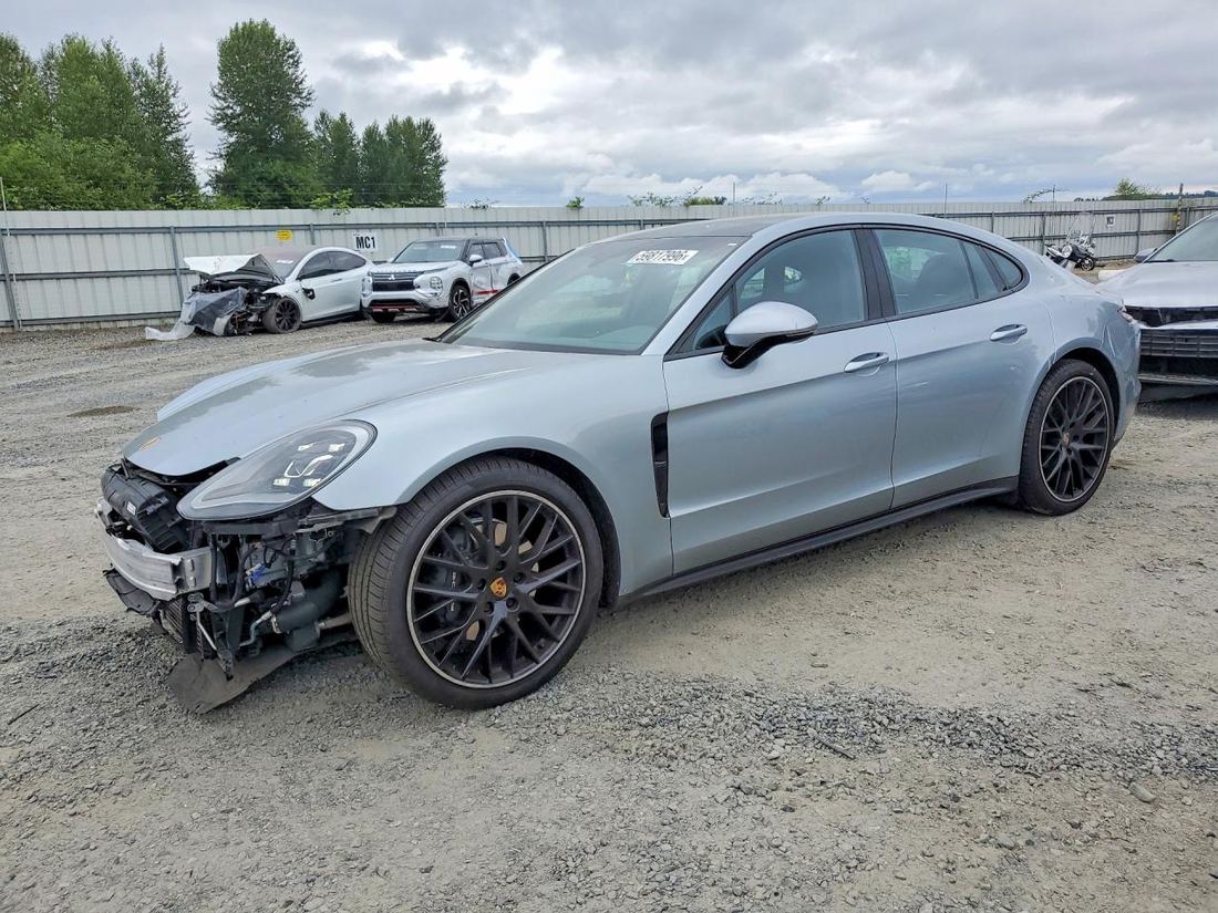 2020 PORSCHE PANAMERA