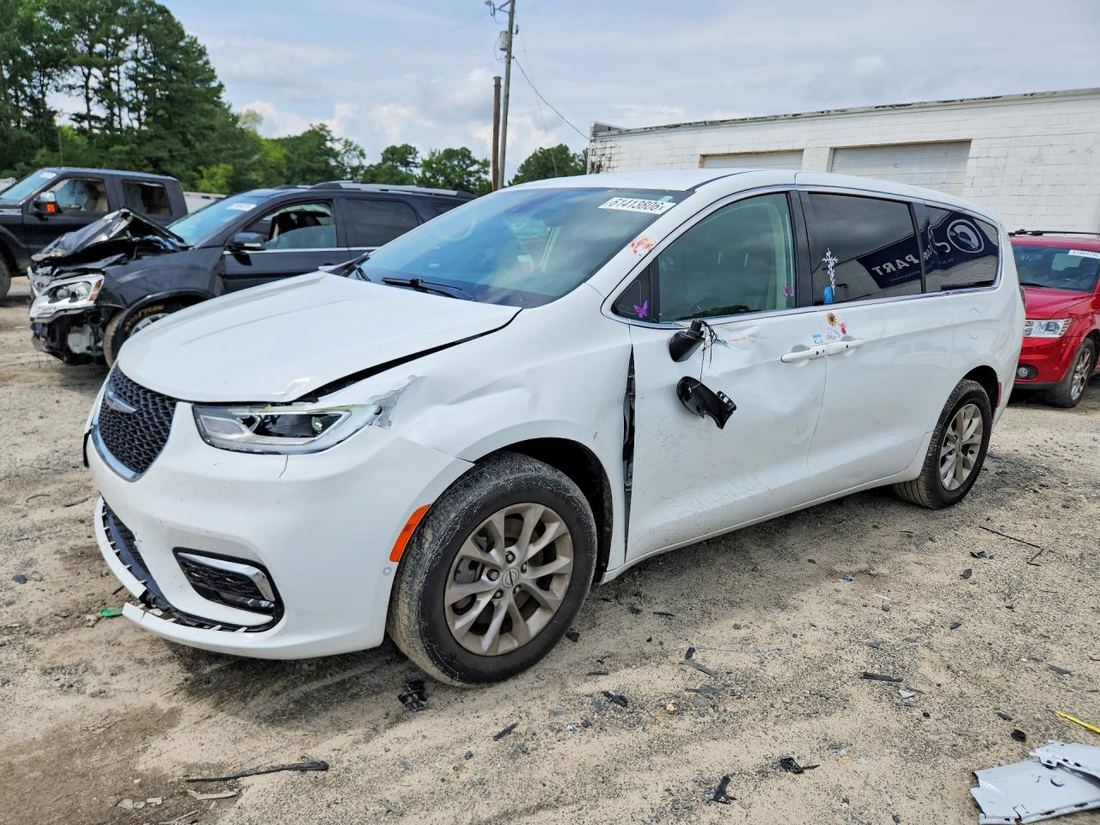 2023 CHRYSLER PACIFICA
