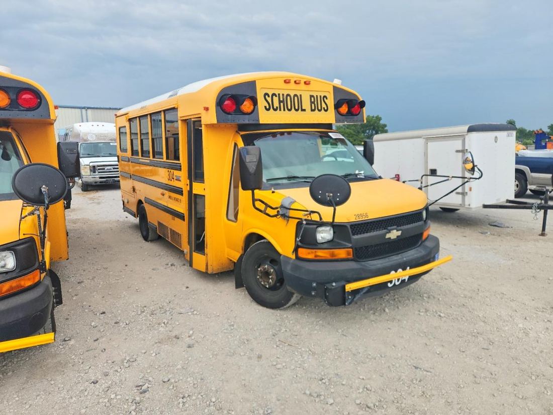 2010 THOMAS MINOTOUR G3500