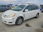 2010 TOYOTA SIENNA