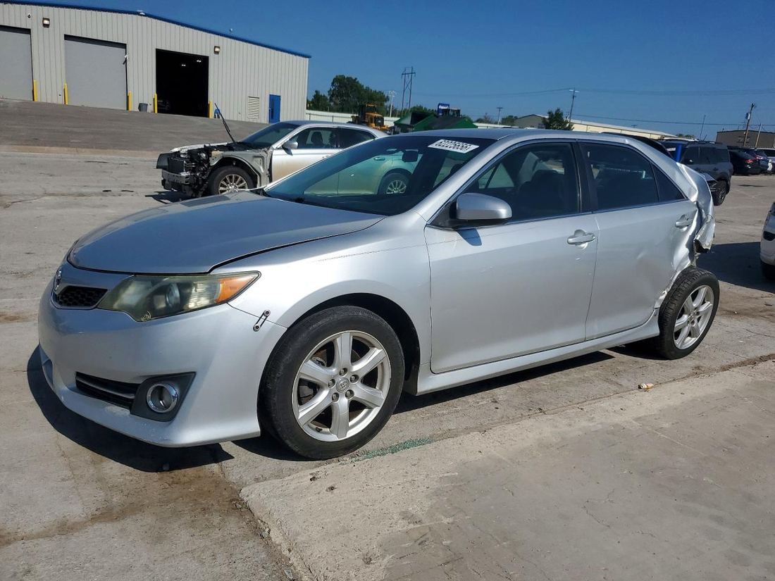2012 TOYOTA CAMRY