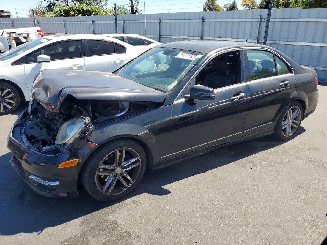 2014 MERCEDES-BENZ C
