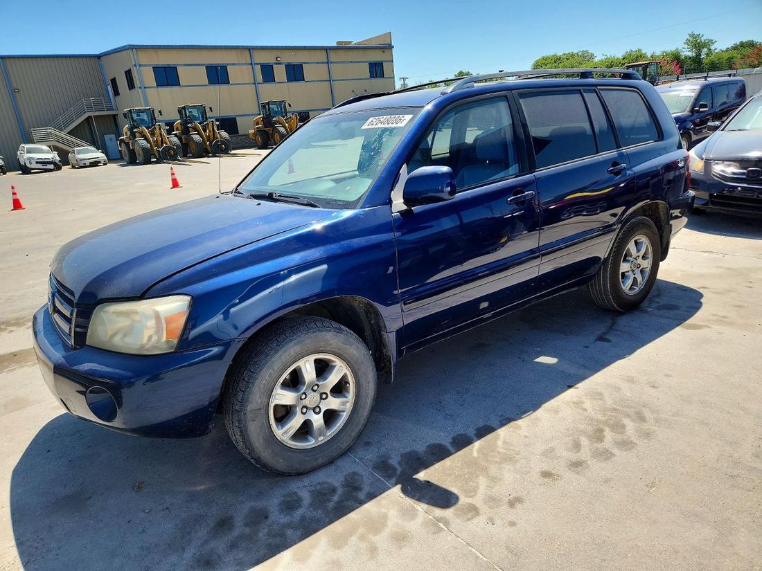 2004 TOYOTA HIGHLANDER