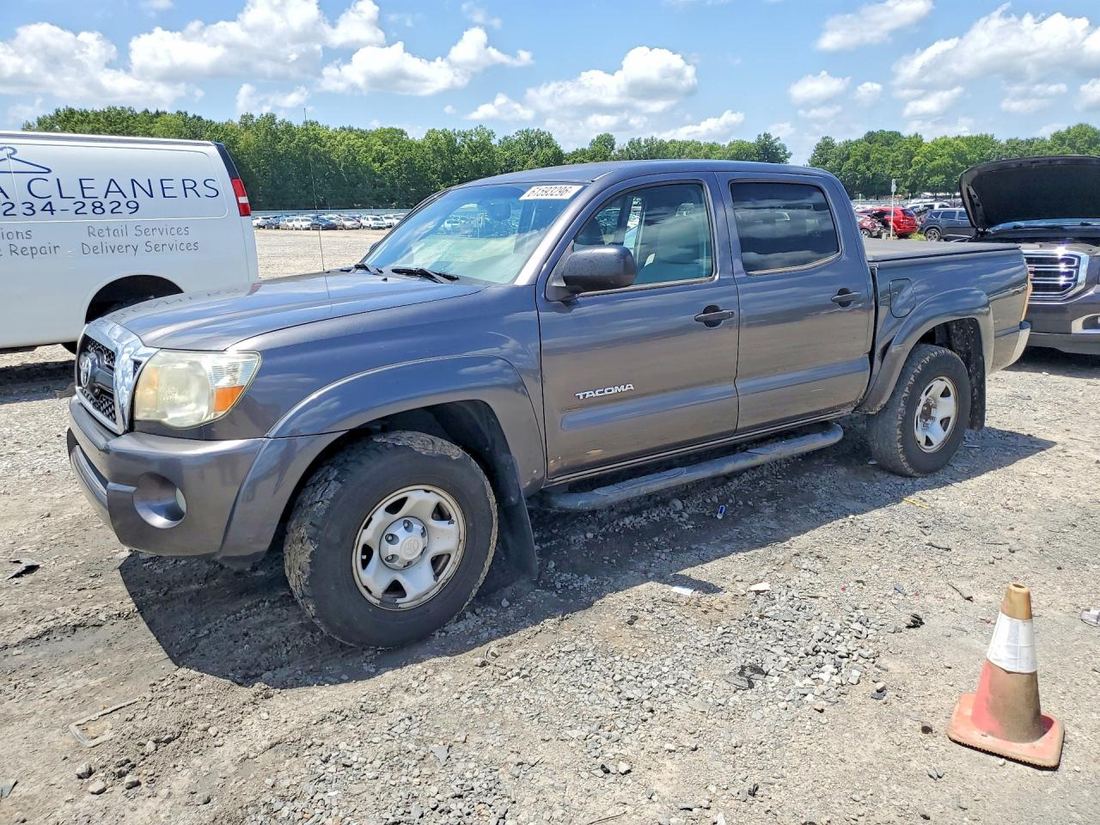 2011 TOYOTA TACOMA