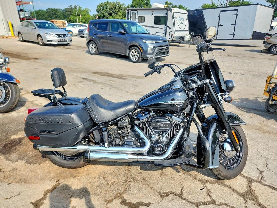 2020 HARLEY-DAVIDSON FLHCS
