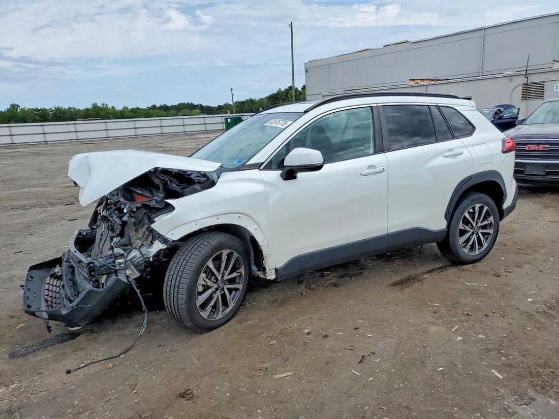 2023 TOYOTA COROLLA CROSS
