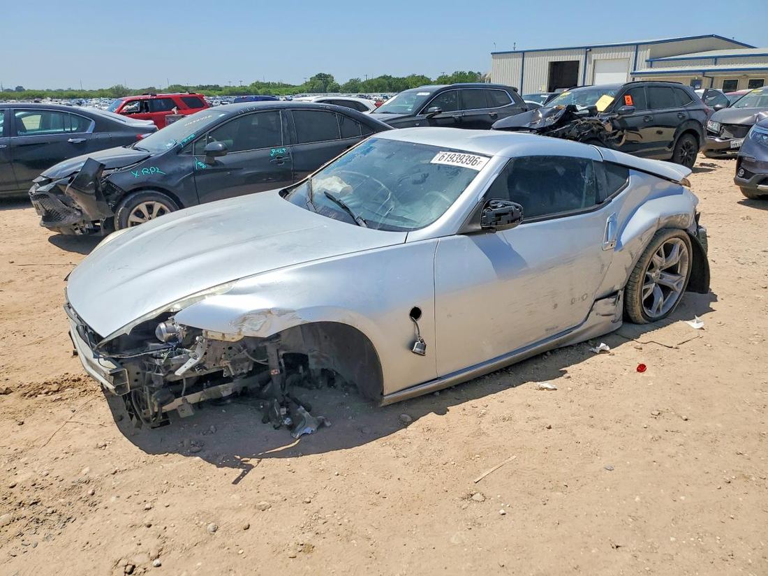 2009 NISSAN 370Z