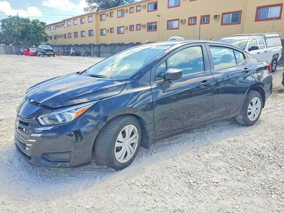 2023 NISSAN VERSA