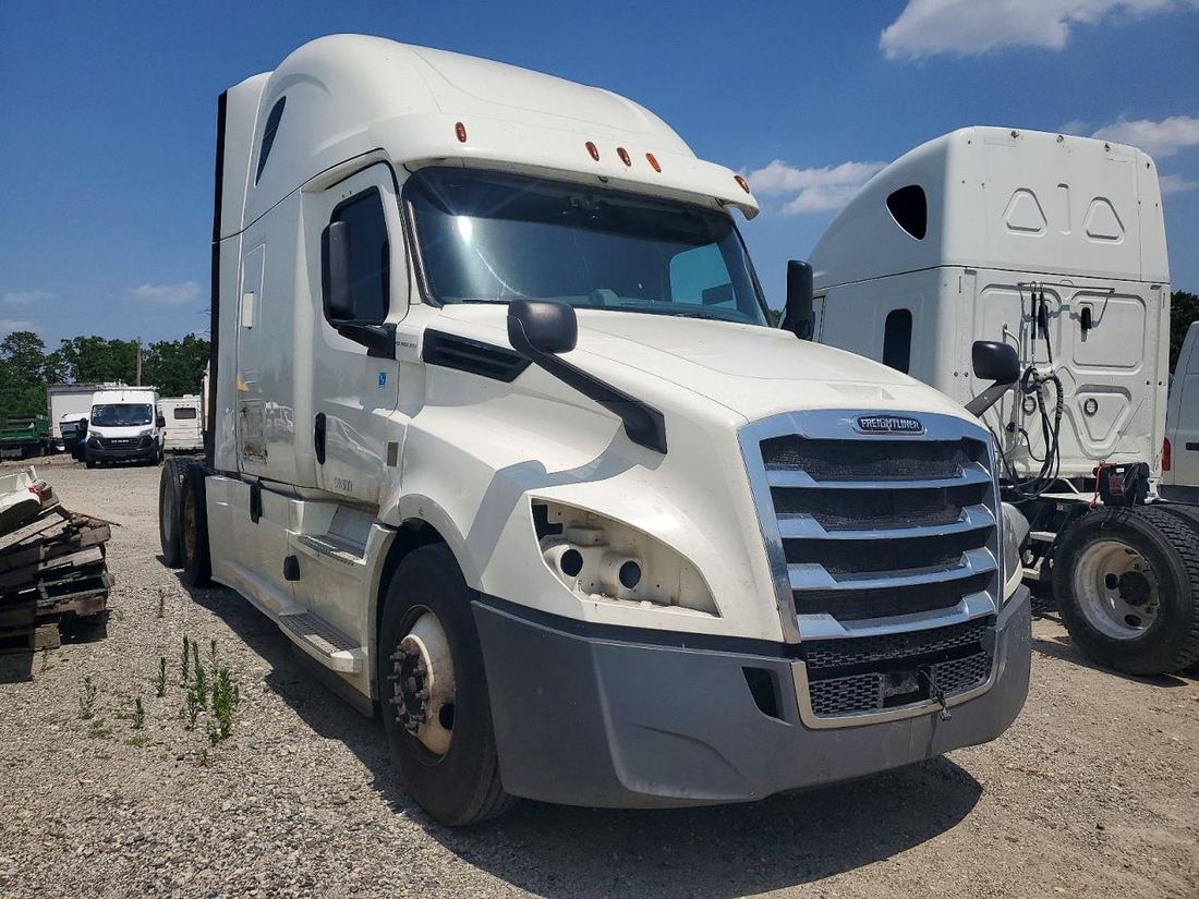 2018 FREIGHTLINER CASCADIA 126