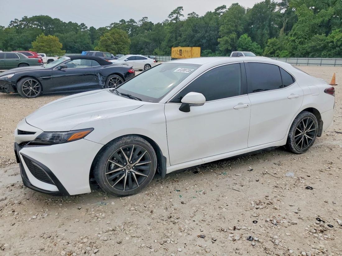 2023 TOYOTA CAMRY