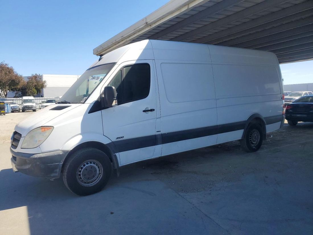 2013 MERCEDES-BENZ SPRINTER