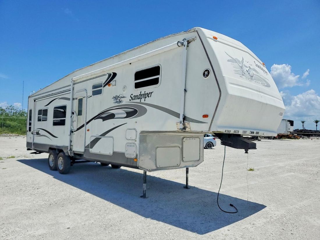 2006 FORESTER RECREATIONAL VEHICLE (RV)