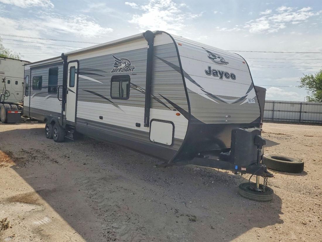 2018 JAYFLIGHT RECREATIONAL VEHICLE (RV)