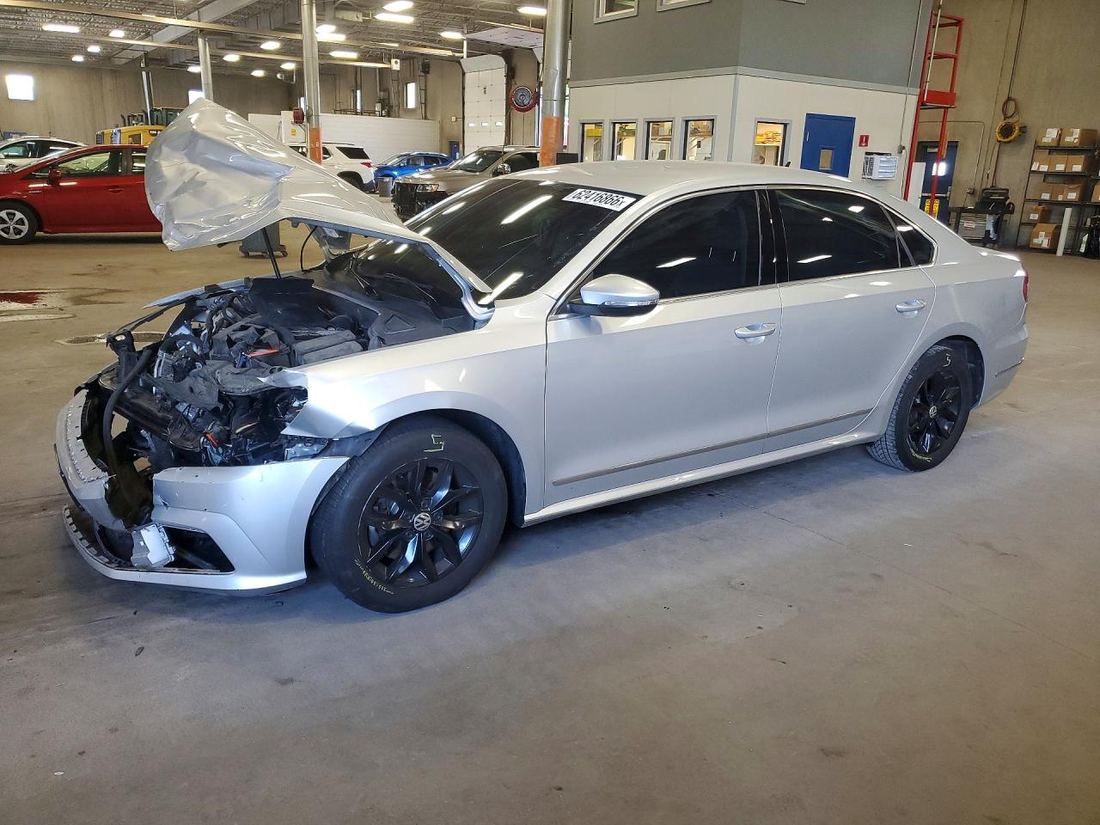 2017 VOLKSWAGEN PASSAT