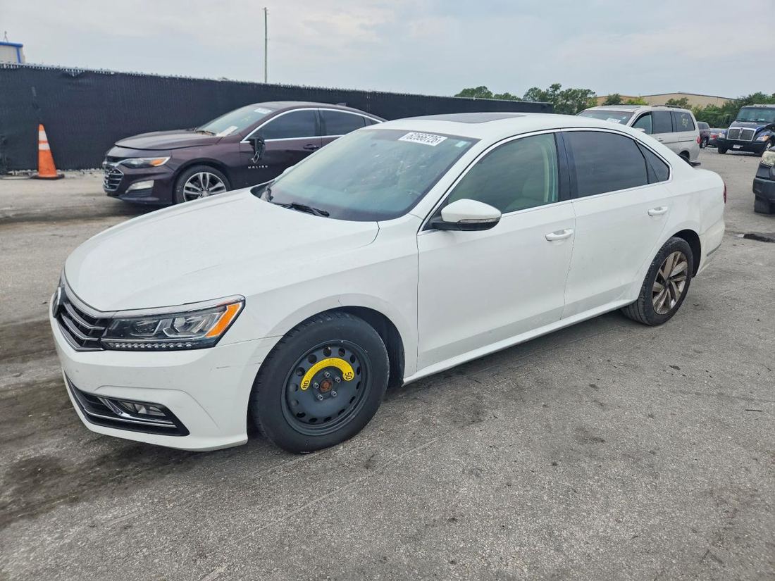 2018 VOLKSWAGEN PASSAT