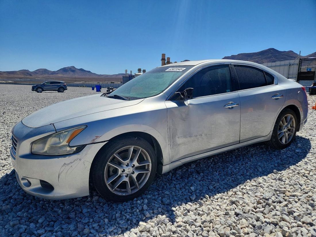 2010 NISSAN MAXIMA