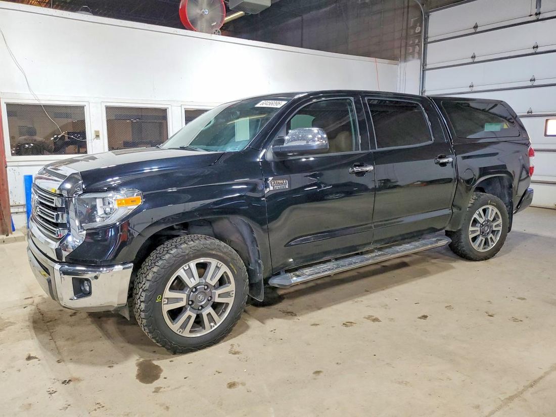 2020 TOYOTA TUNDRA