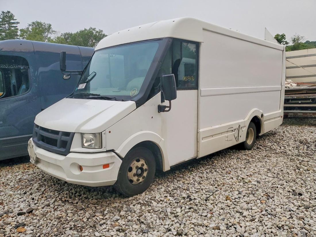 2013 ISUZU NPR