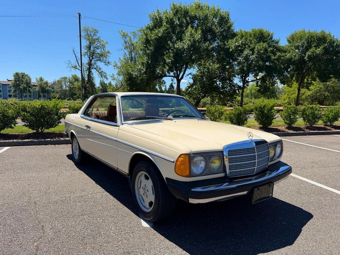 1978 MERCEDES-BENZ 280CE