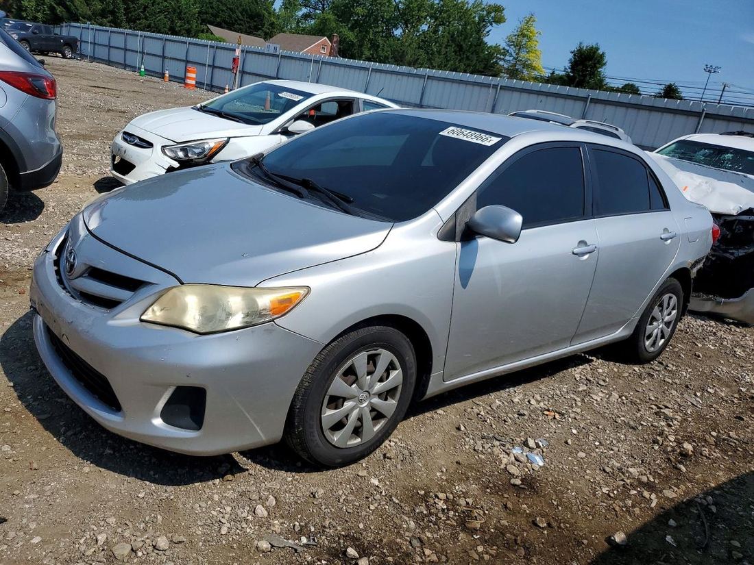 2011 TOYOTA COROLLA