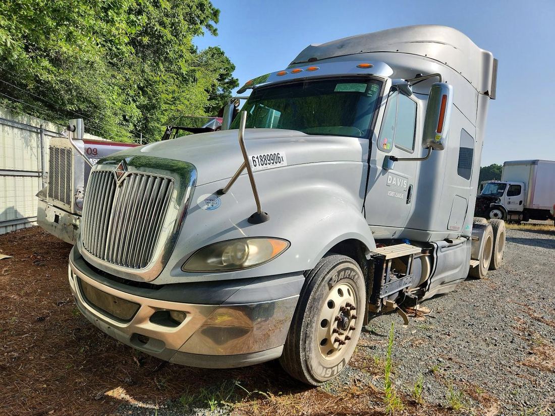 2015 INTERNATIONAL TRACTOR