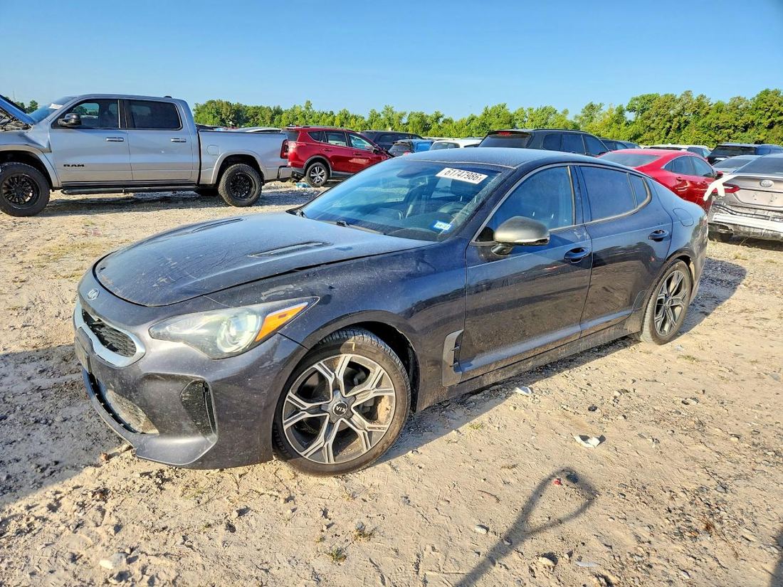 2020 KIA STINGER