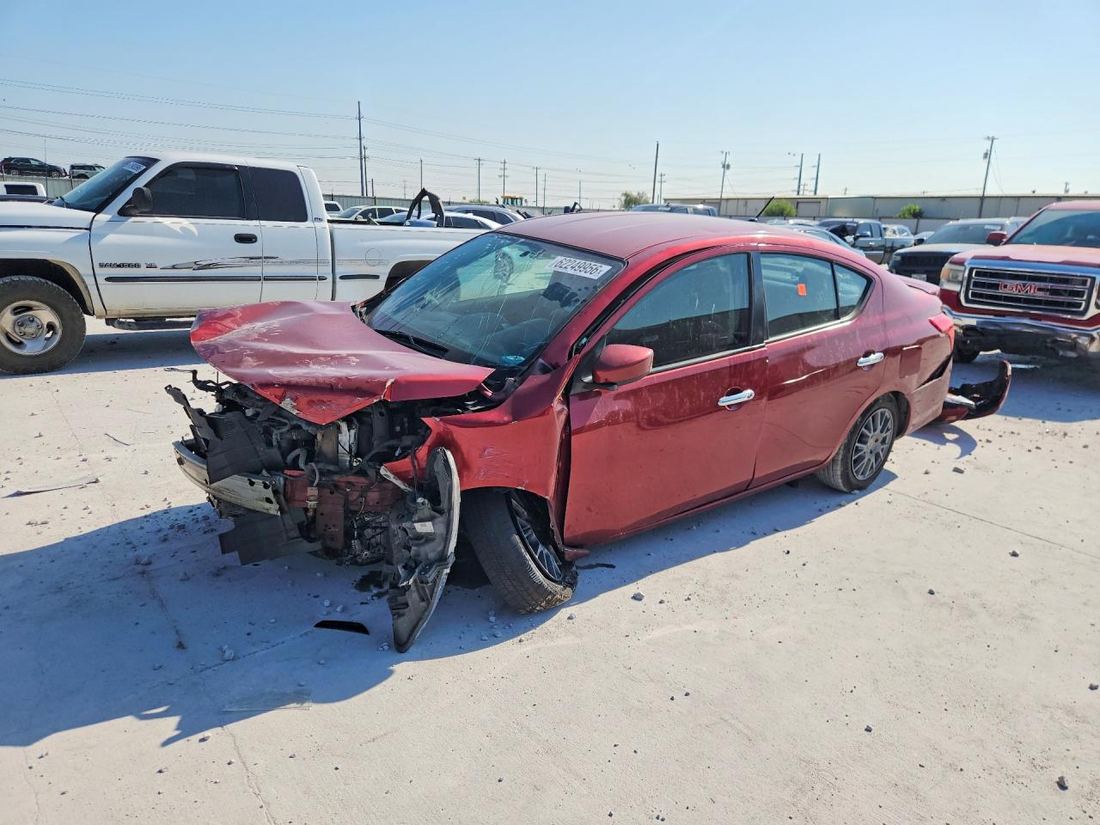 2019 NISSAN VERSA