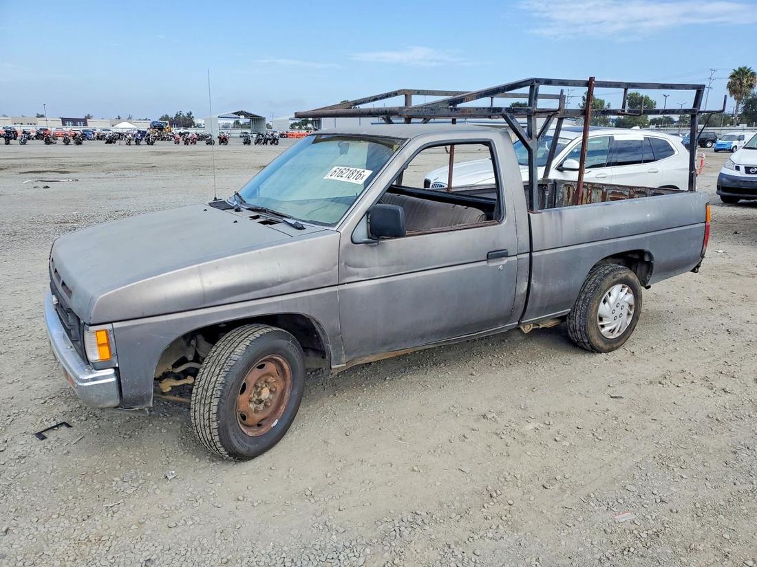 1992 NISSAN TRUCK